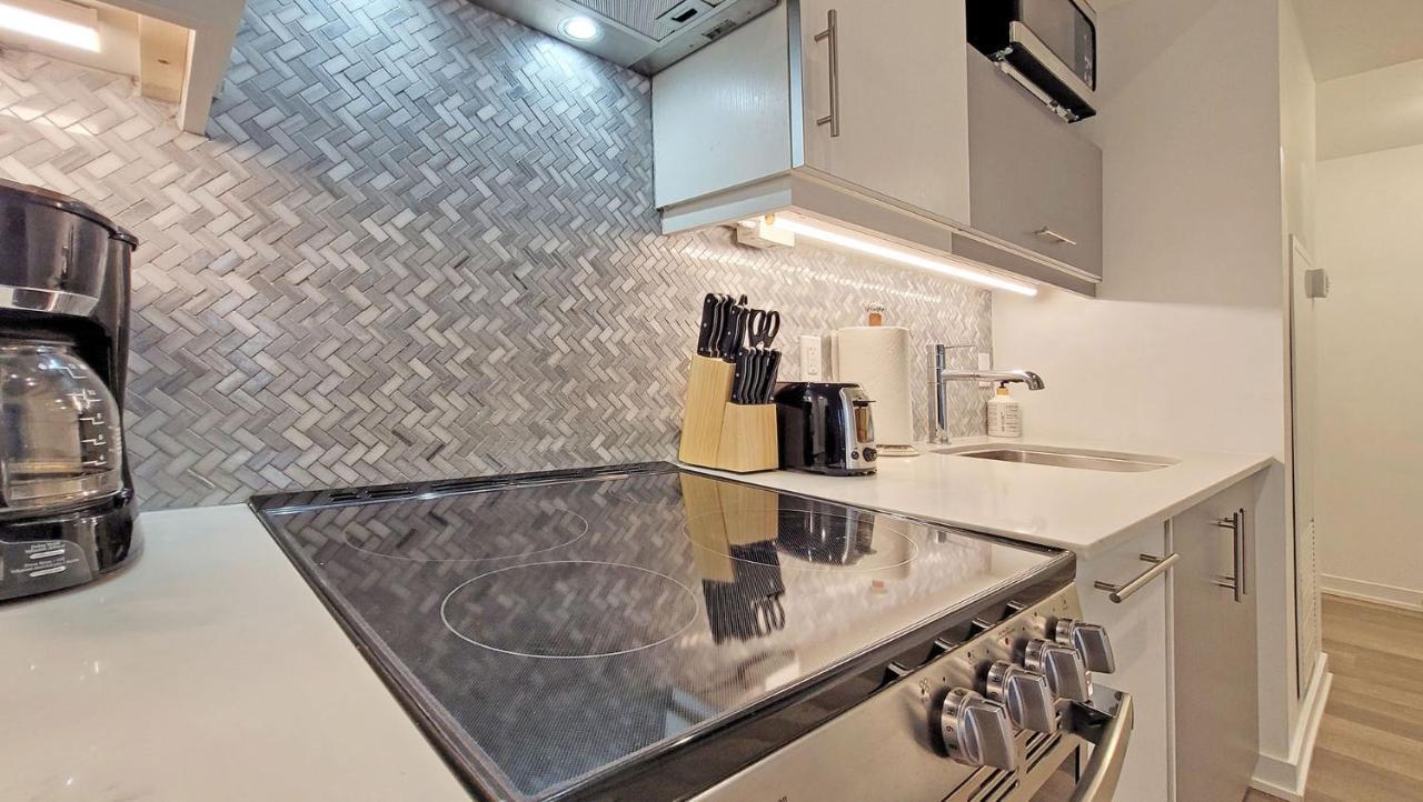 Lovely 3 Bedrooms In University Of Торонто Екстериор снимка