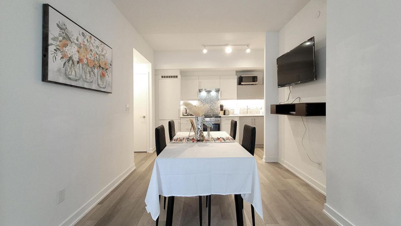 Lovely 3 Bedrooms In University Of Торонто Екстериор снимка