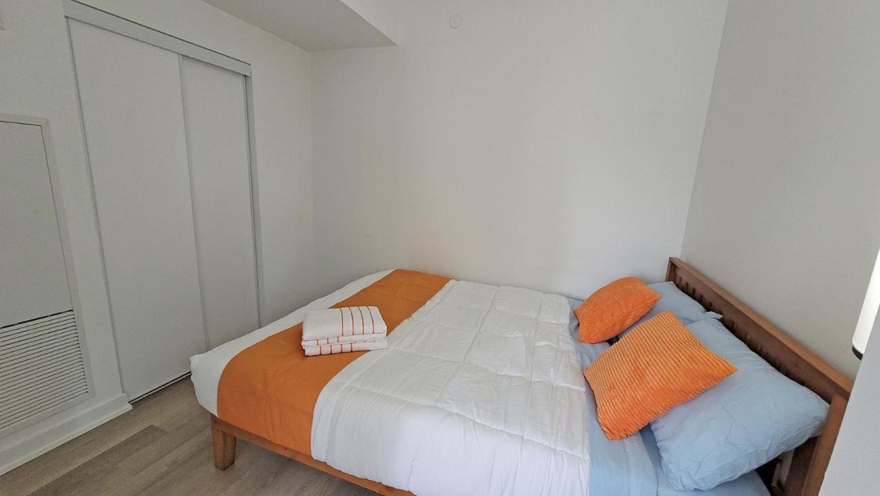 Lovely 3 Bedrooms In University Of Торонто Екстериор снимка